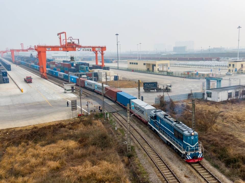 The first China-Europe block train has departed from Wuhan, bound for Azerbaijan